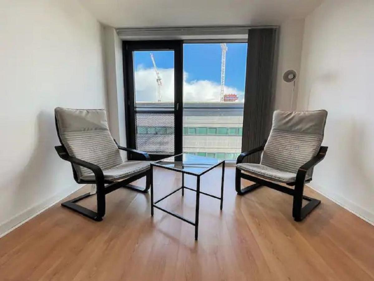 Secc&Hydro Beautiful 2Br Apartment With Free Parking Glasgow Buitenkant foto